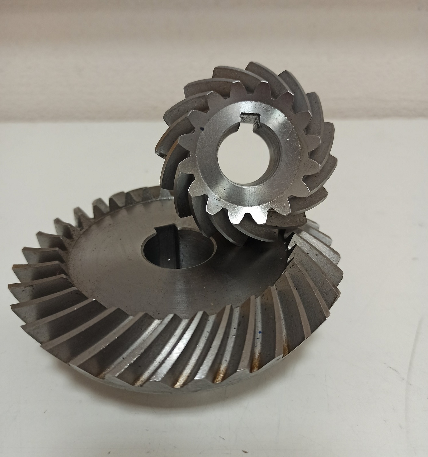 Зубчатые колеса с отверстием в Москве